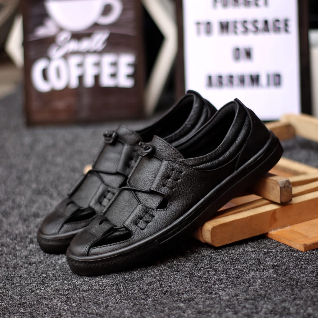 MORA Sepatu Kasual Slip On Pria Trendy Kulit Asli Semi Formal Sepatu Kerja Kantor Resmi Original Branded Anti Slip