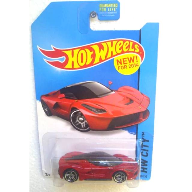 Hotwheels laferari merah us card