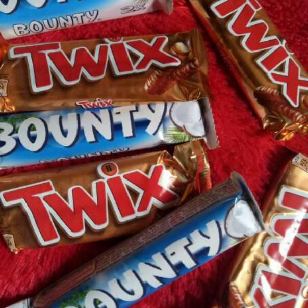 

UWWS TWIX dan BOUNTY coklat Import Arab ⌣́_⌣̀ 54