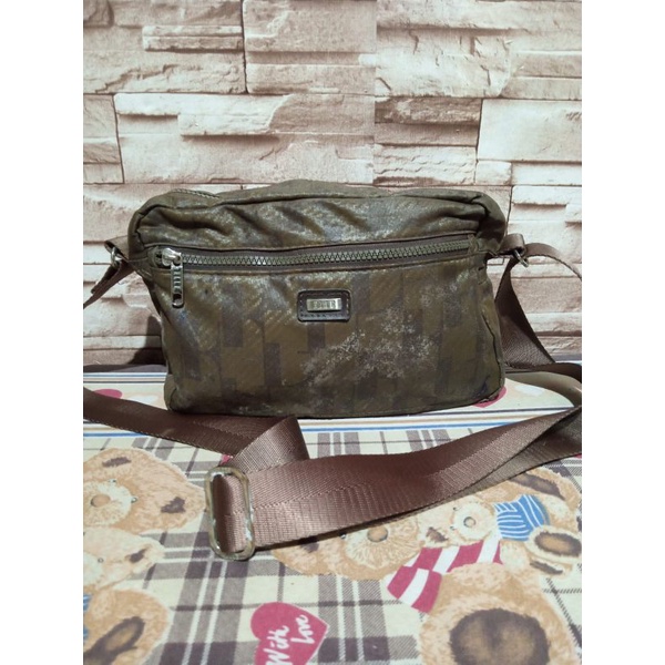 Tas Wanita elle pl / tas elle preloved / tas slempang wanita