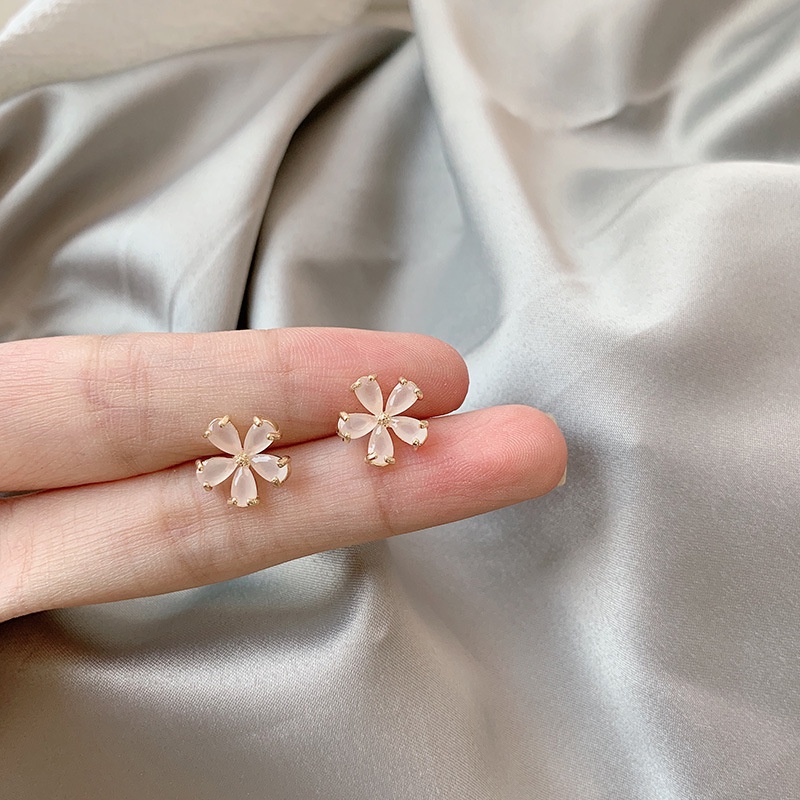 Korea sederhana semua yang sesuai dengan petite anting-anting lucu bunga segar anggun online influen