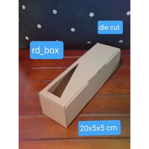 

kardus/karton/box 20x5x5 cm lubang segi tiga kotak kado, kotak souvenir