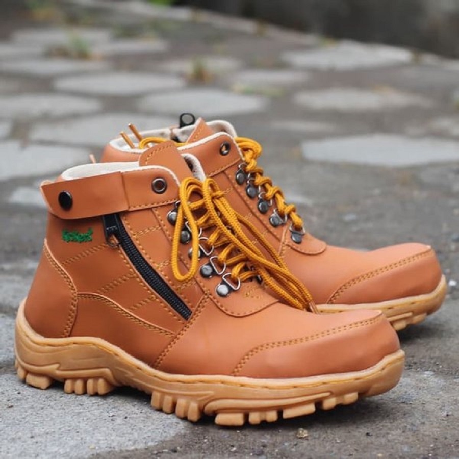 Sepatu Kickers Morisey Boots Ujung Besi Sleting Proyek Kerja Lapangan Tracking