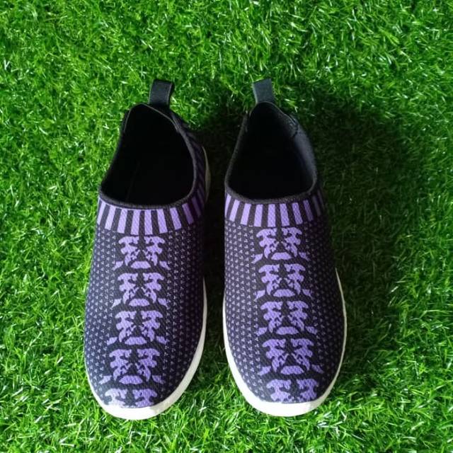 SLIP ON SLAVINA UNGU