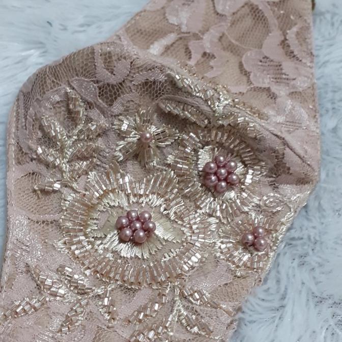 {{{{}}] masker brukat nude payet