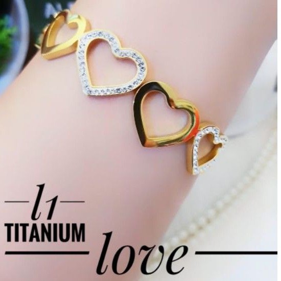 Titanium gelang wanita dvb32