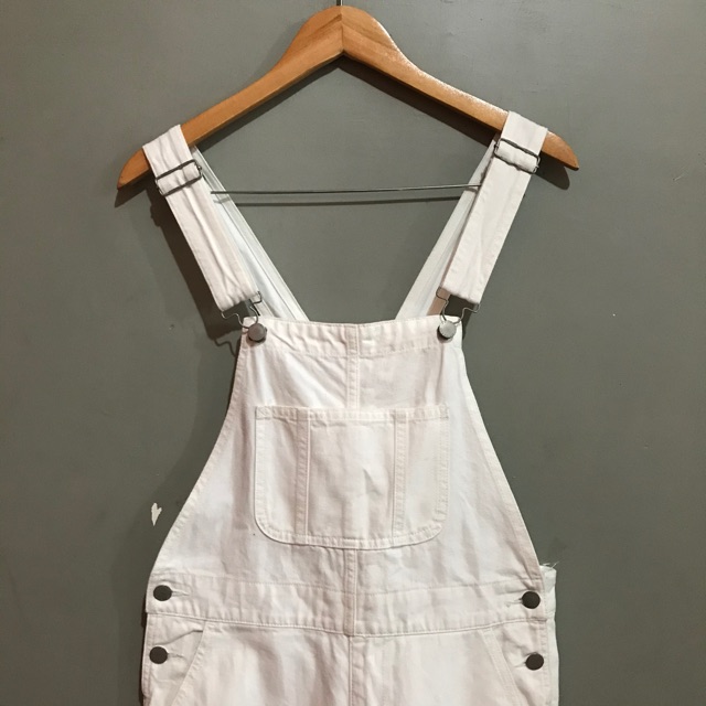 Jumpsuit Putih by GU UNIQLO