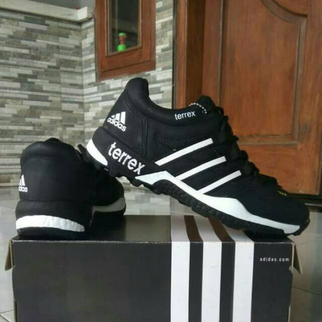 adidas terrex original