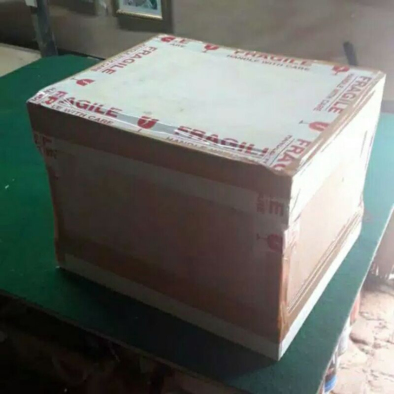 

TAMBAHAN PACKING KAYU DAN ASURANSI UNTUK PEMBELIAN LENSA