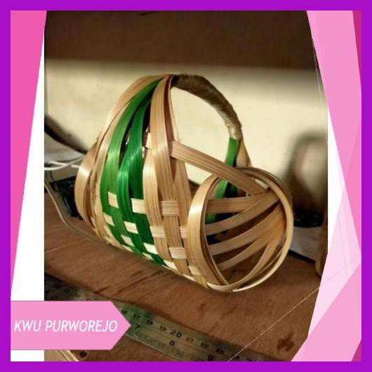 

KRANJANG BESEK SOUVENIR-KRANJANG BELANJA-PARCEL LEBARAN- KRANJANG BUAh-seserahan