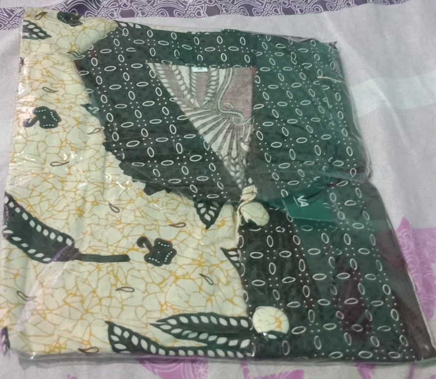 Couple Batik  Wanita/ Batik Sarimbit Seragam/ Couple Keluarga/ Blouse Cewek/ Hem Kemeja