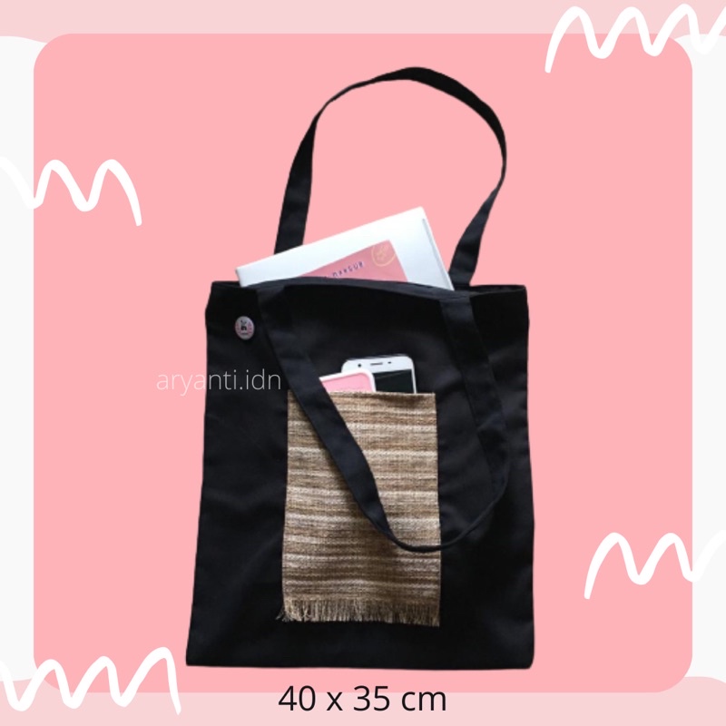 Totebag Black Edition Tas Kuliah Ukuran 35×40 cm