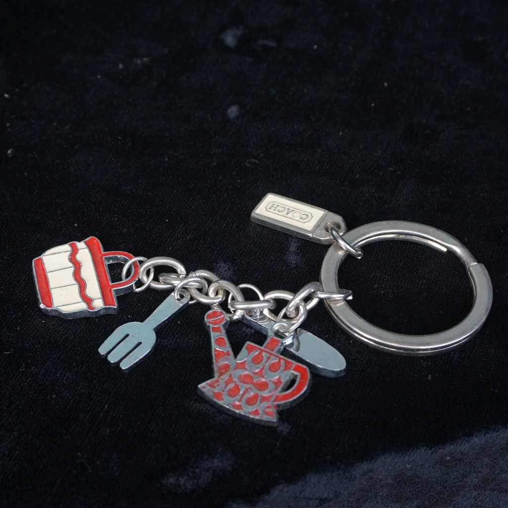 Gantungan Kunci Coach Red