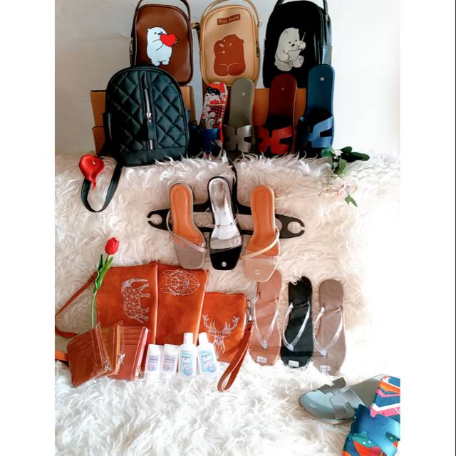 

Nota Shopee Live Tas Hitam Emboss