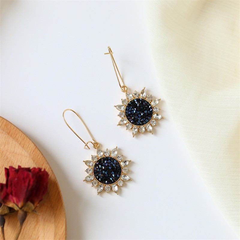 Anting-Anting Kristal Bunga Matahari Anting Berlian Biru Panjang Aksesori Bunga Matahari Korea