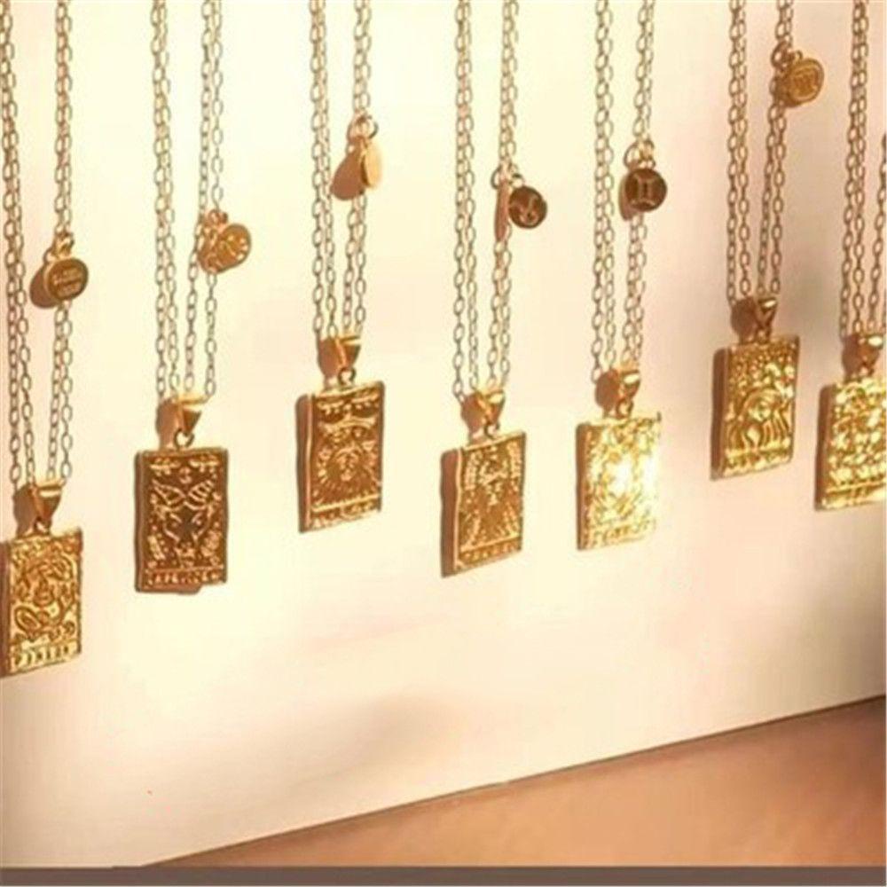 Kalung Kerah TOP Square Pendant Metal Embossment