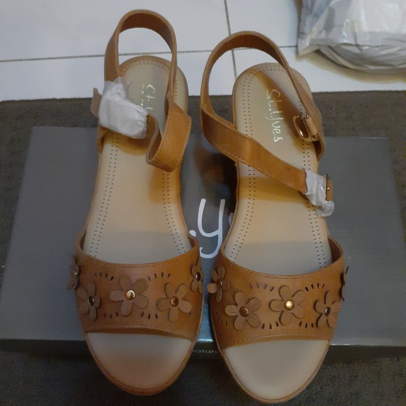 WEDGES SEPATU SANDAL WANITA BRAND ST.YVES