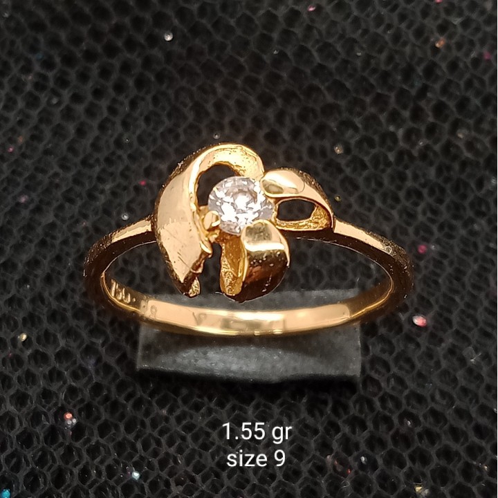 Cincin Emas 17 K - 1.55 gr Kadar 750 - 2000