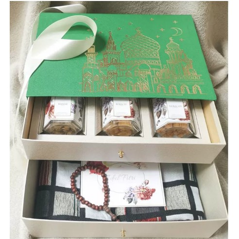 

Box Madinah - Silver Sajadah