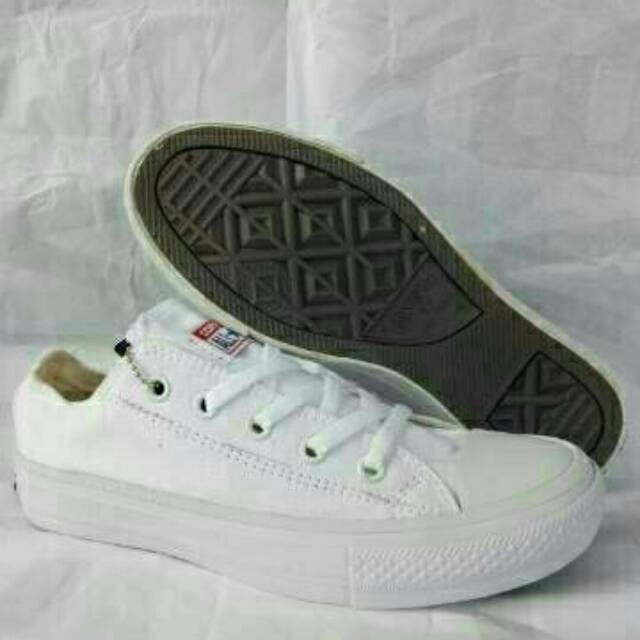 Sepatu converse allstar