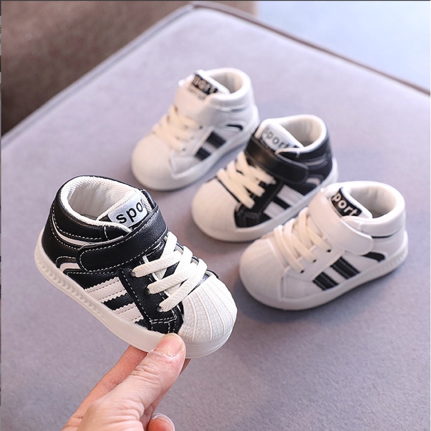 R21-NEW Sepatu kets anak import motif sport baru