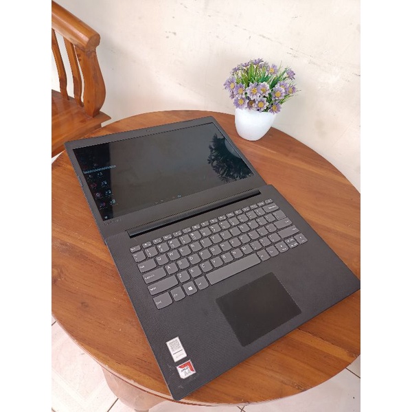 LAPTOP LENOVO AMD A4 SERI BARU GENERASI 9 SSD ANTI LELET