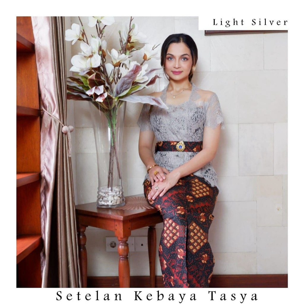 setelan kebaya bali brokat rang rang modifikasi tasya kebaya modern wisuda pesta-hitam silver