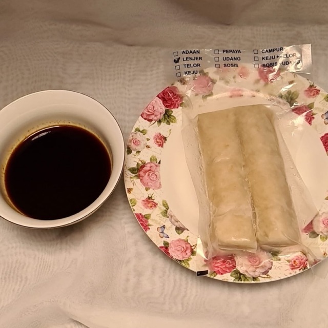 

Pempek Debest LENJER