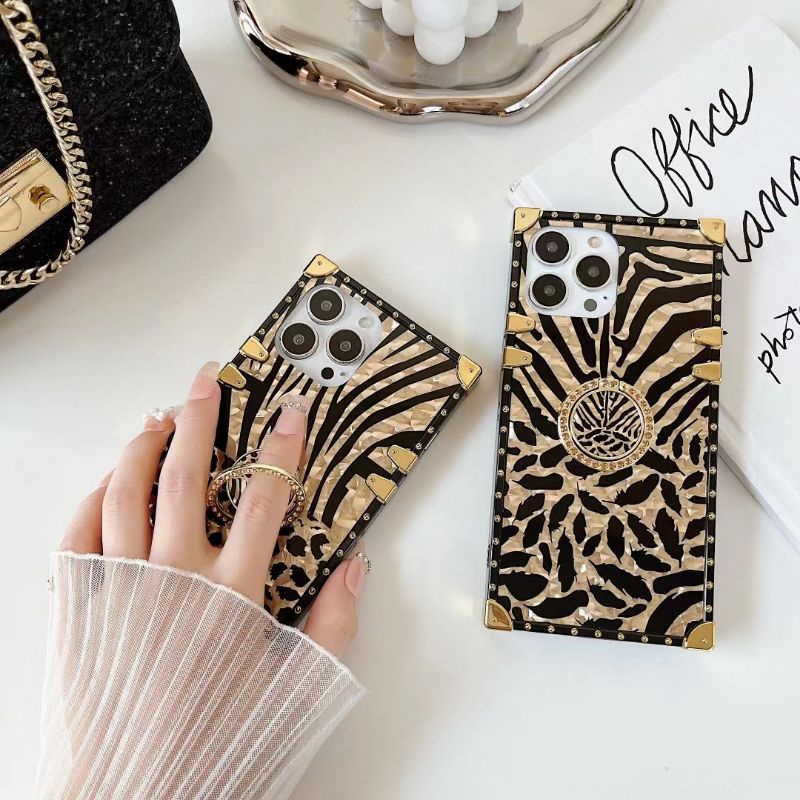 Case Oppo Reno 5 Reno 5F Reno 4 4G Reno 4F A76 A96 A74 A95 Softcase Leopard Gold Trunk Branded Case