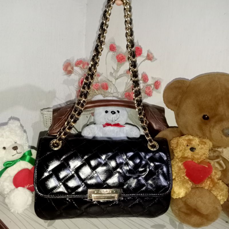 Tas import brand sisley