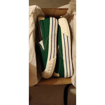 sepatu Compass  Slip On (retrograde edition)