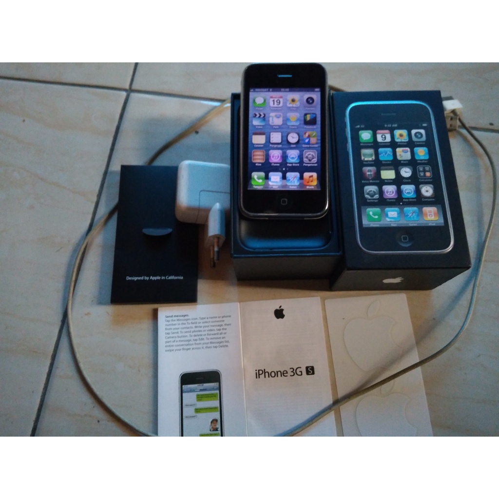 iphone 3gs 32gb fullset rare item buat koleksi ex ibox resmi