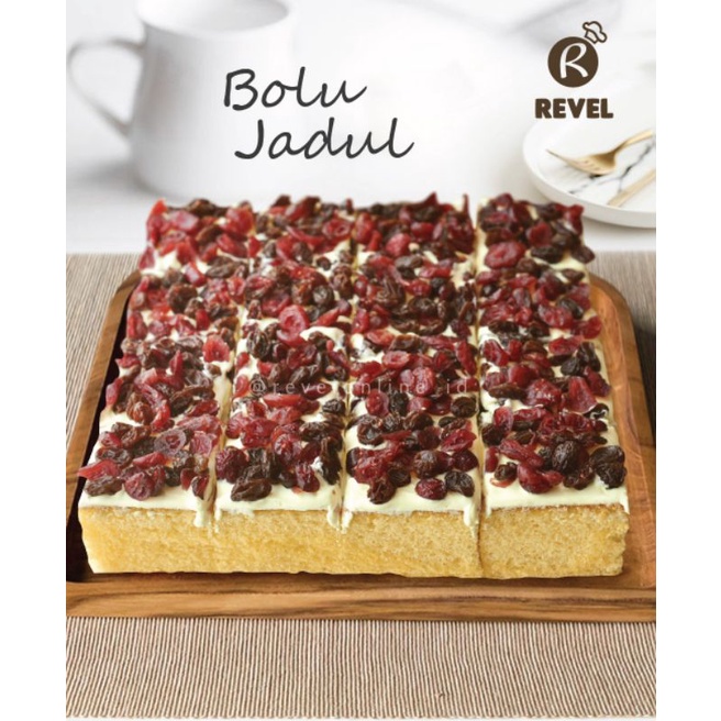 

Bolu Jadul Cranberry