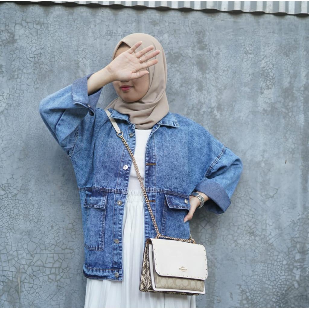 BEFAST - ZFS OOTD Jaket Wanita KIYORA / DUMA JEANS JACKET / Pakaian Wanita / Atasan Lengan Panjang / Jaket Denim Kekinian Wanita Remaja / Fashion Wanita Hijab / Jaket Oversize Jeans Trendy / Keluaran Terbaru 2022 / OOTD Wanita ABG Ala Korean Style