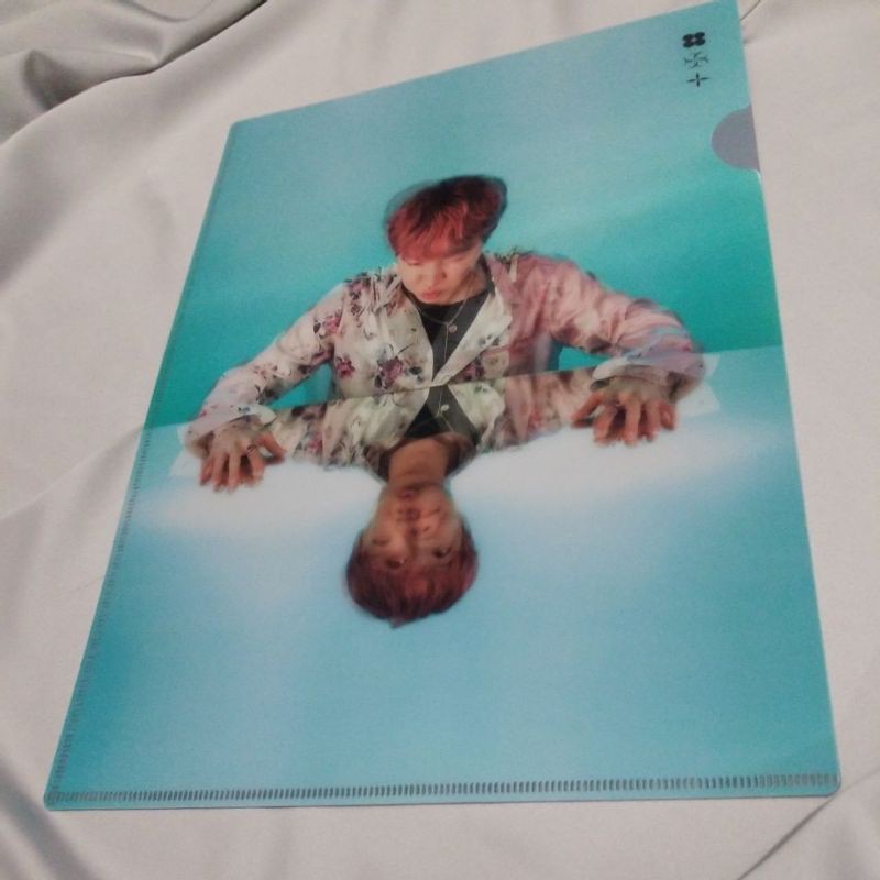 BTS L Holder Lenticular Jhope