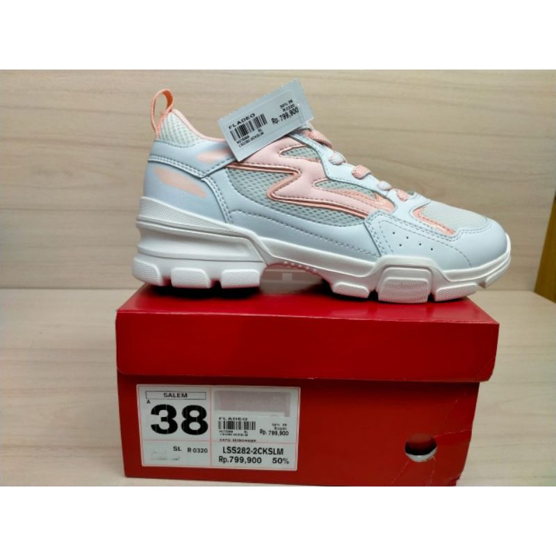 sepatu sneakers fladeo//original