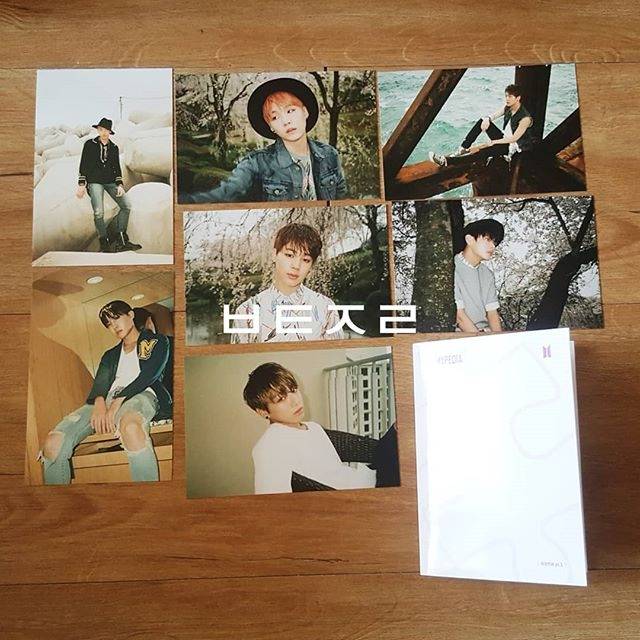 ARMYPEDIA POSTCARD HYYH PT.1 OFFICIAL