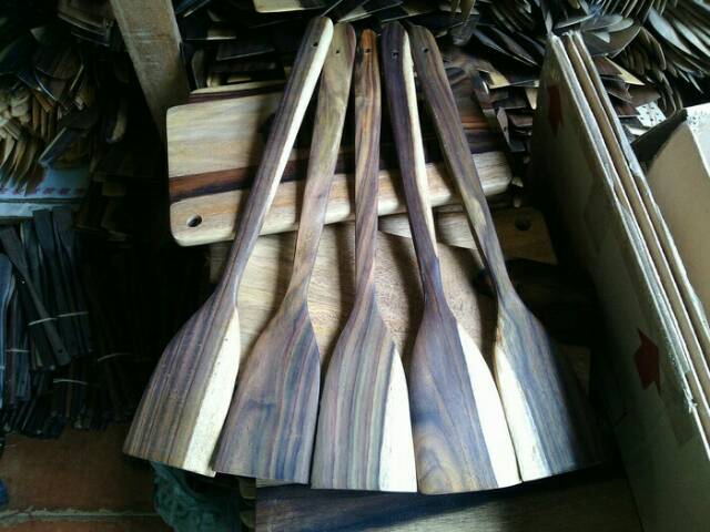 Sutil / Sendok / Sodet / Spatula / Kayu Sonokeling P50