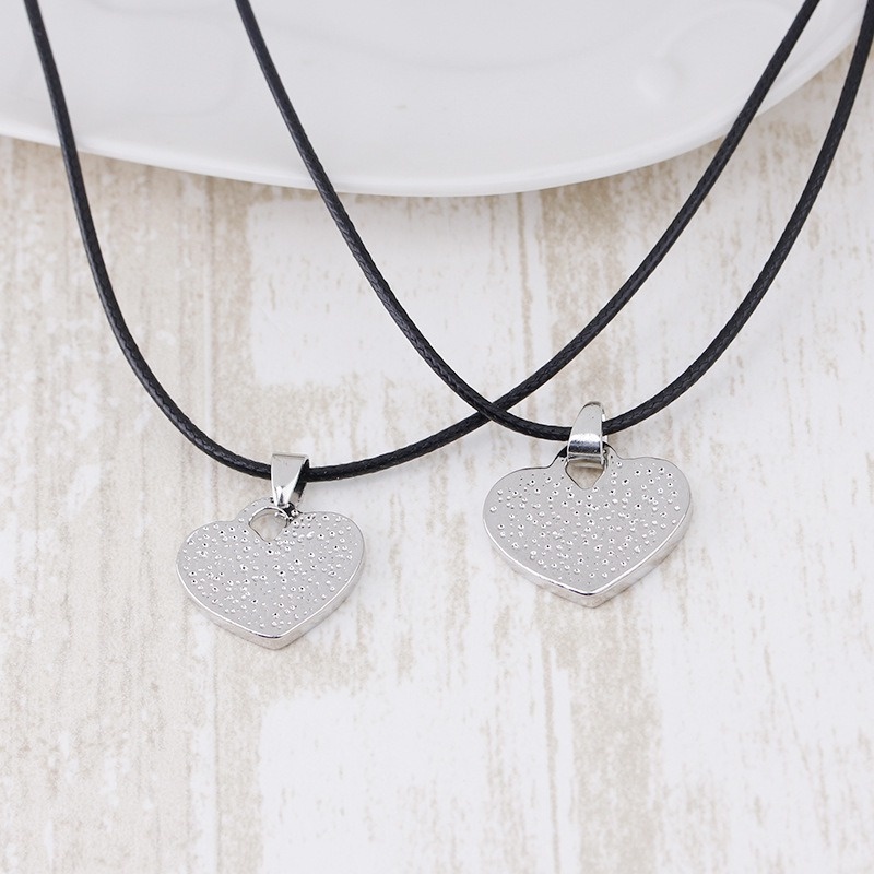 Kalung Rantai Choker Liontin Hati Tulisan I Love You Untuk Hadiah Pacar Perempuan