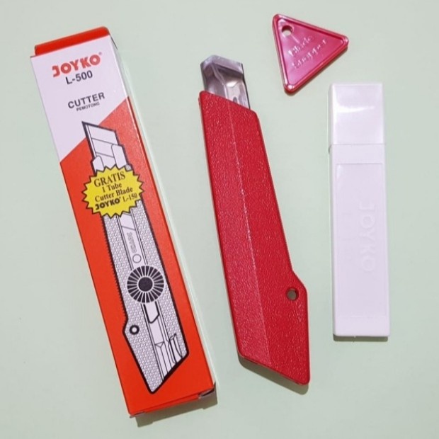 

Jualan Cutter Joyko L-500 Besar+1 Tube Reffil L150 Terlaris
