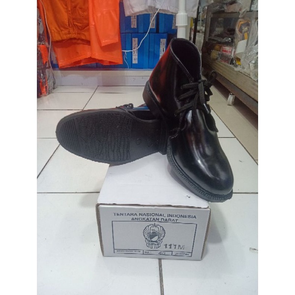 sepatu pdh jatah TNI AD