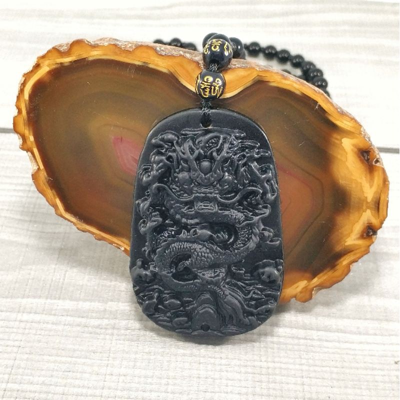 KALUNG LIONTIN BATU GIOK HITAM MOTIF NAGA
