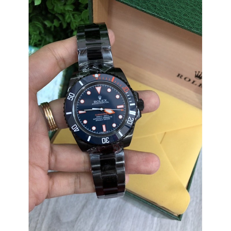 ROLEX SUBMARINER AUTOMATIC/Sz 40 MM