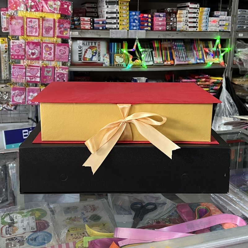 

Hard Box / Kotak Kado / Box Hampers - Model Buku