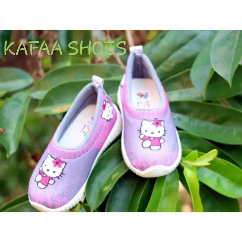 Sepatu Anak Perempuan Slip On Hello Kitty Umur 1 2 3 4 5 Tahun