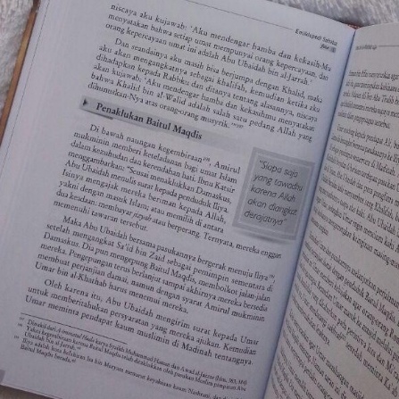 Ensiklopedi Sahabat 1 Set 3 Jilid Original  - Biografi 104 Sahabat Nabi - Pustaka Imam Asy Syafii-3