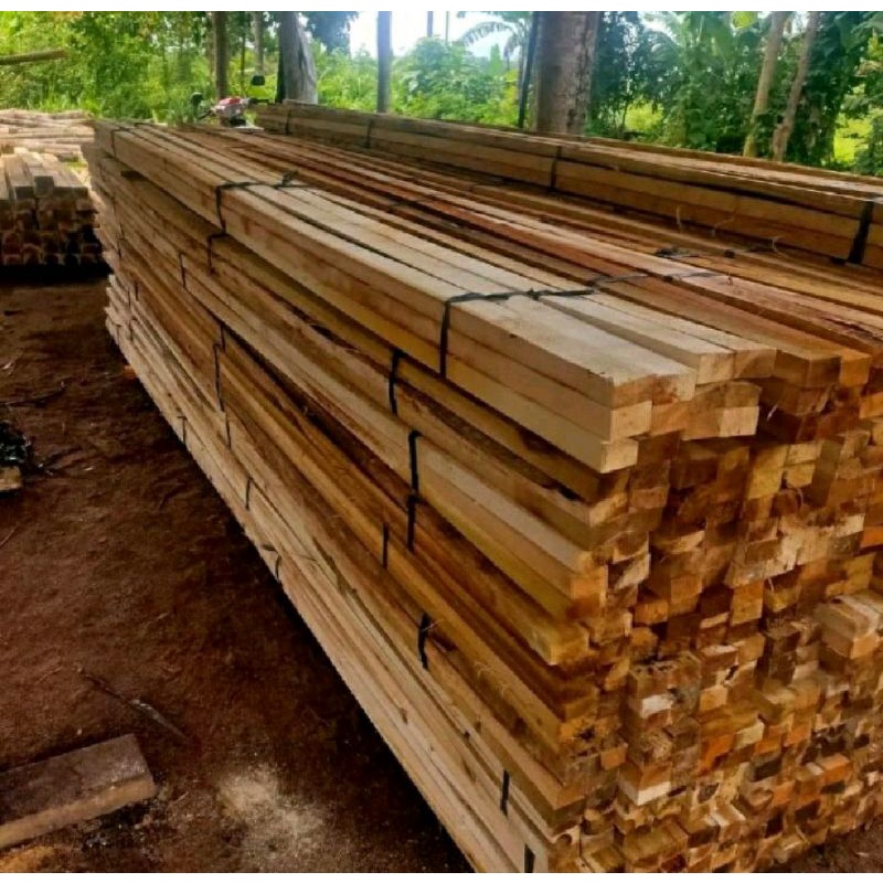

Kayu Kaso Ukuran 4X6 dan 5X5 Panjang 2/3 Meter Min Pembelian 50 Batang