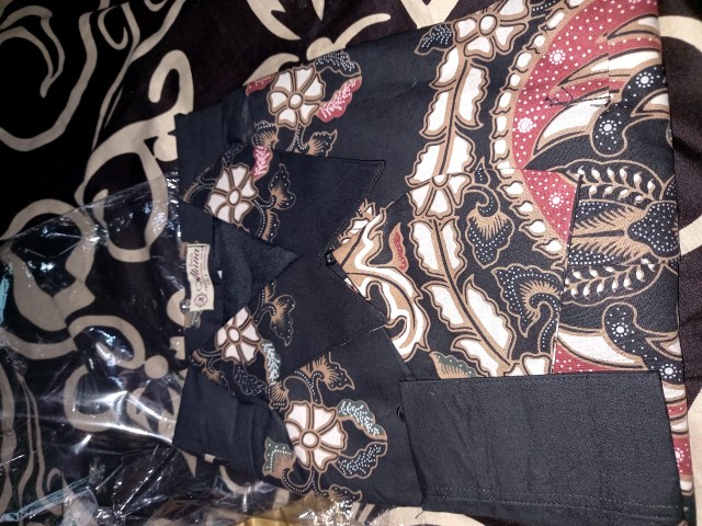 Batik Pria Lengan Panjang Keratonan Solo Premium Produksi Batik Aluna Slimfit Full Furing Terlaris