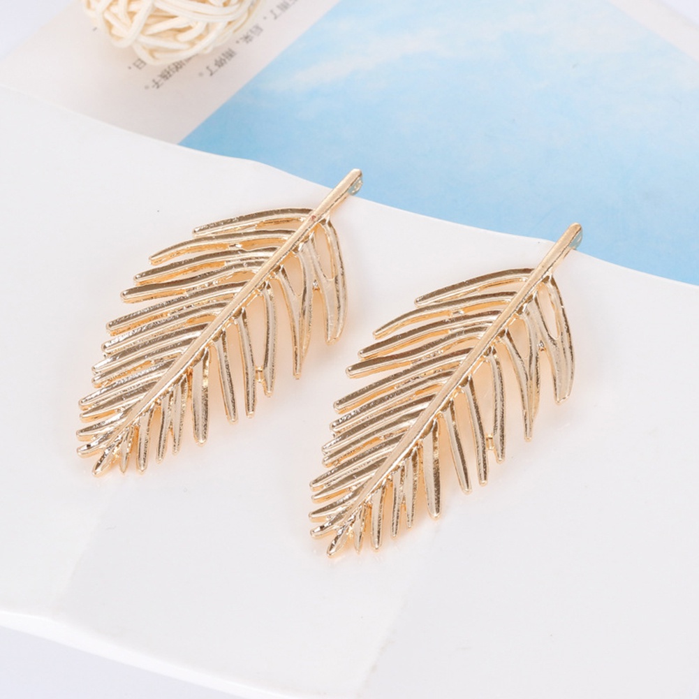 Hu Hu Hu Hu Hu Alat Bantu Pasang Kacamata♡ Anting Tusuk Gantung Wanita Bahan Metal Desain Daun Hollow Untuk Pestahadiah