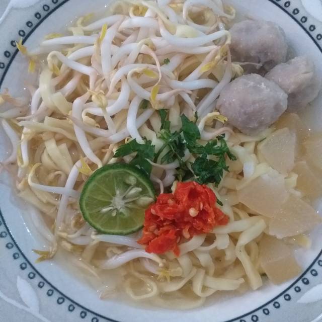 

Mie Kocok instan